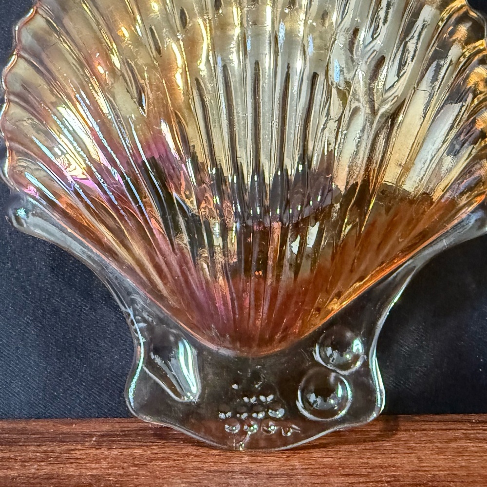 Glass Seashell Trinket/Candy Dish - Picture 7 of 9